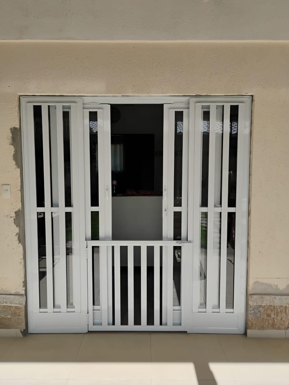 Porta de alumínio